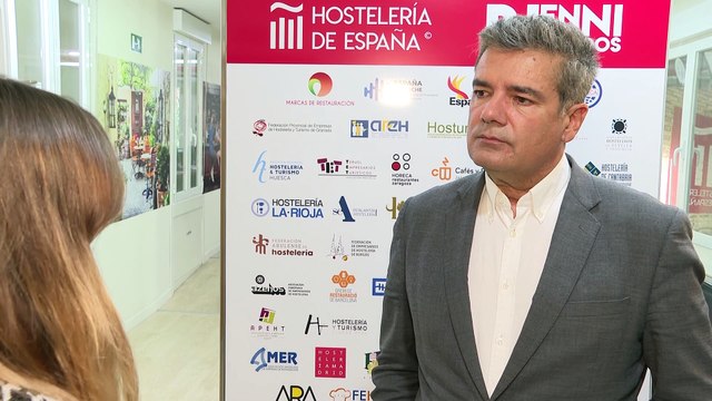 Gobierno y hosteleros piden responsabilidad a los transportistas ante el paro indefinido