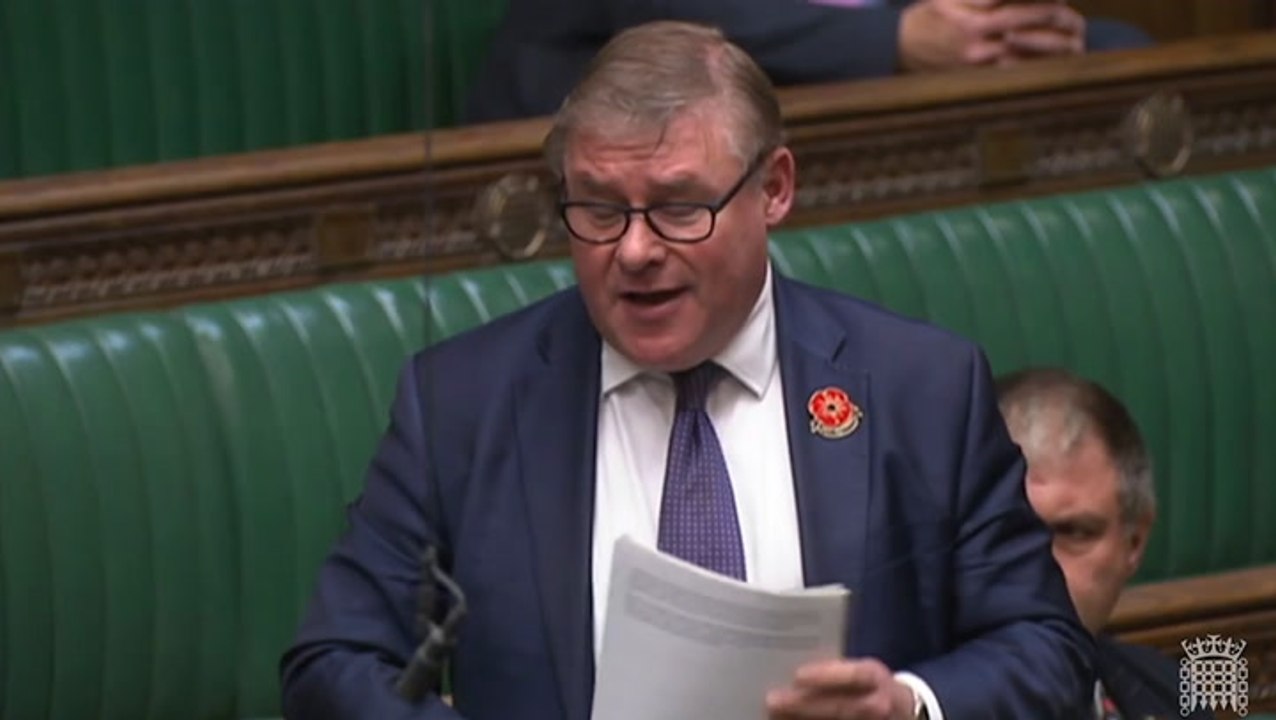 Tory MP Mark Francois uses racial slur in House of Commons - video ...
