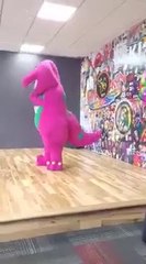 Barney - The Clapping Song At The Smokin Bistro 116 Bar Sing Along Show