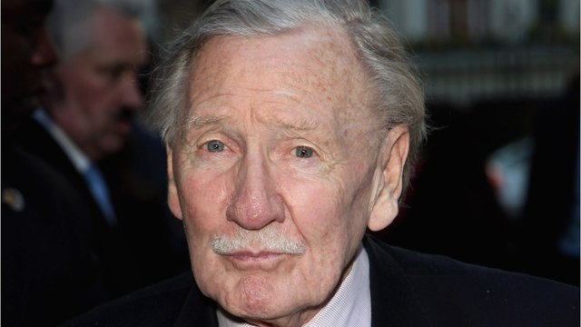 VOICI : Mort de Leslie Phillips : l'acteur qui avait incarné le Choixpeau magique dans Harry Potter est décédé à 98 ans (1)