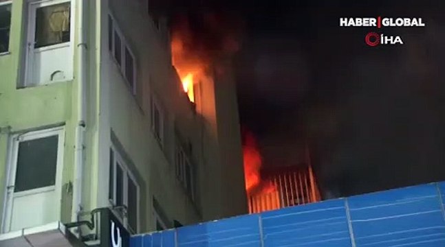 Başakşehir'de 4 katlı ayakkabı imalathanesinde yangın