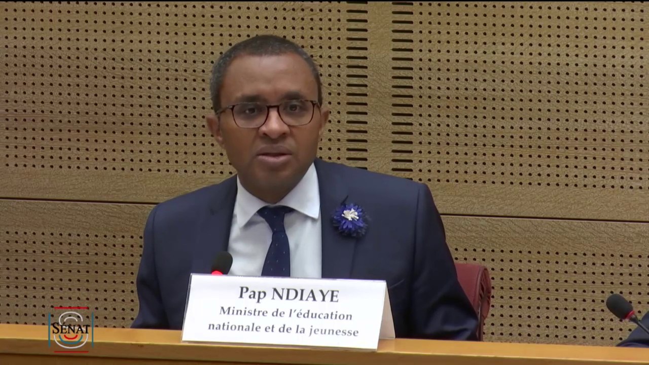 Pap Ndiaye présente un budget pour 2023 en hausse, qui entérine la revalorisation des enseignants