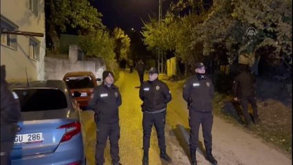 Bursa'da bir evde çıkan yangında 8'i çocuk 9 kişi yaşamını yitirdi (3)