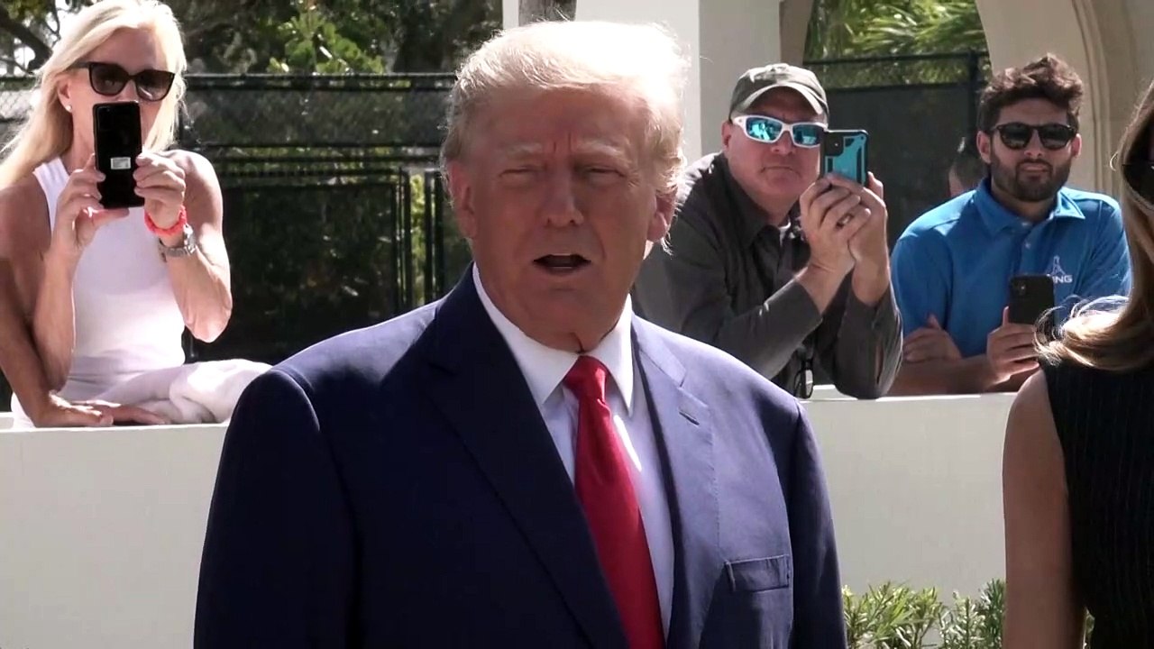Trump vota na Flórida