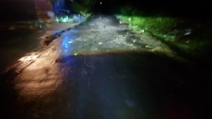 Perjalanan sehabis hujan deras