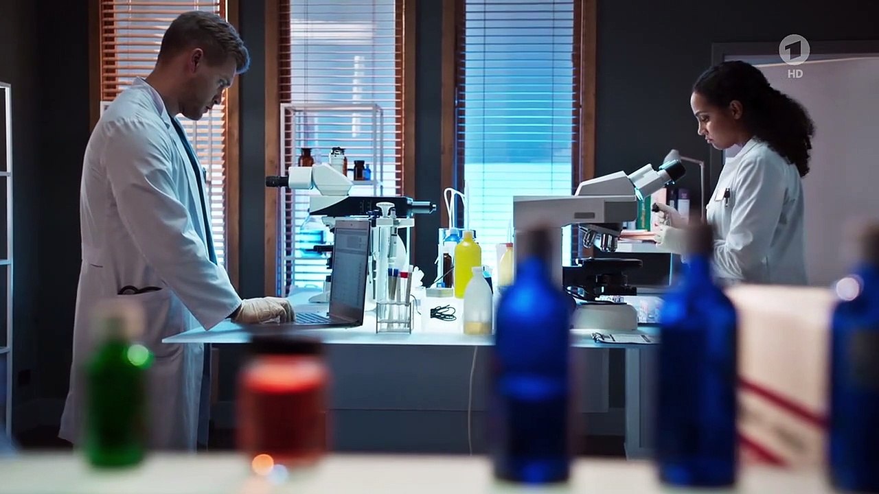 In aller Freundschaft - Die jungen Ärzte Staffel 7 Folge 3 HD Deutsch