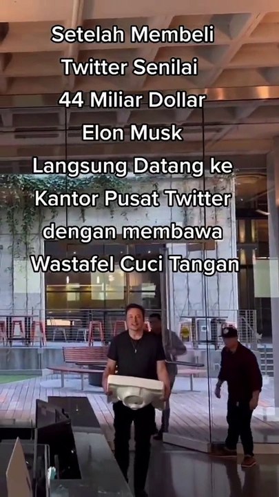 Kelakuan Konyol Elon Musk Bawa Wastafel ke Kantor Pusat Twitter