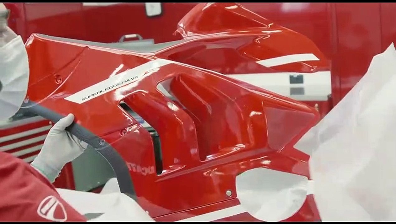DUCATI V4 Factory 2022 Assembly line - How it's made