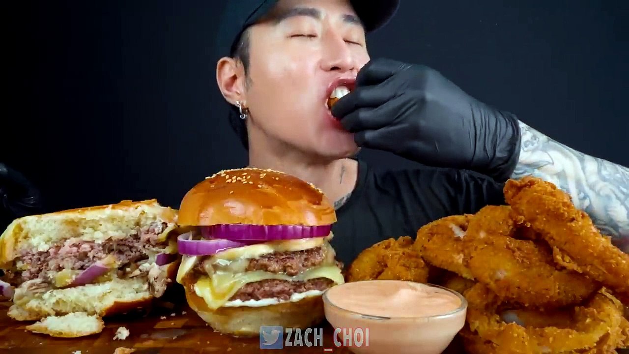 ASMR MUKBANG CHEESEBURGER MUSHROOM SWISS & ONION RINGS _ COOKING & EATING SOUNDS _ Zach Choi ASMR