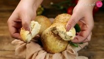 بالفيديو، طريقة عمل الخبز بالسمسم