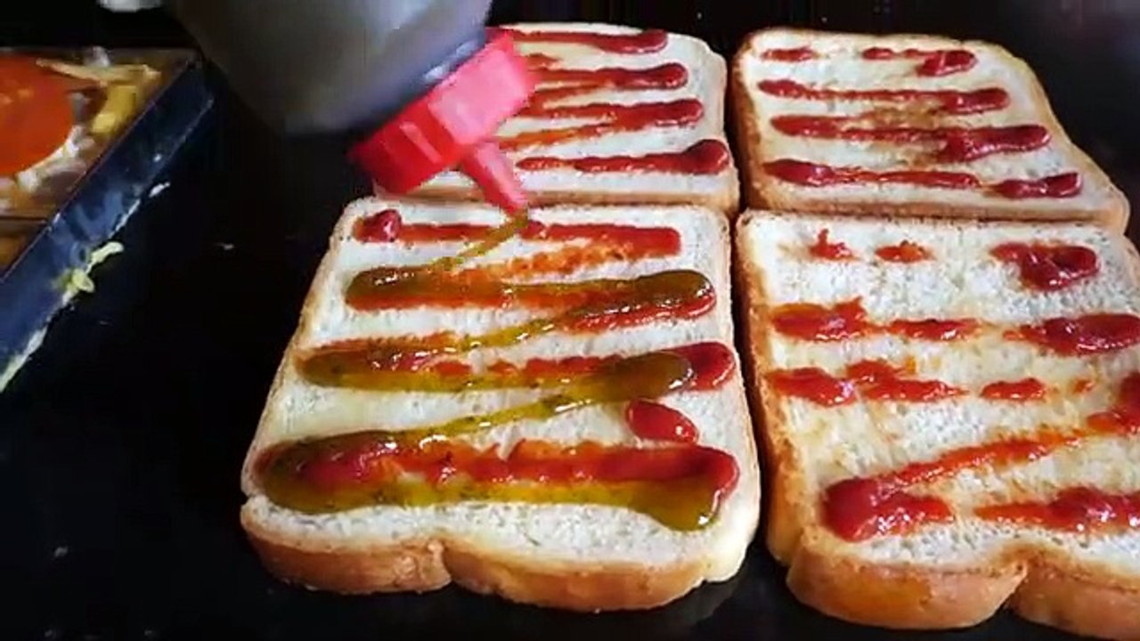 MEMBUAT ROTI ISI