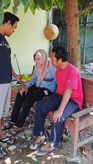 Lucu banget...!!! Lomba makan jambu berhadiah