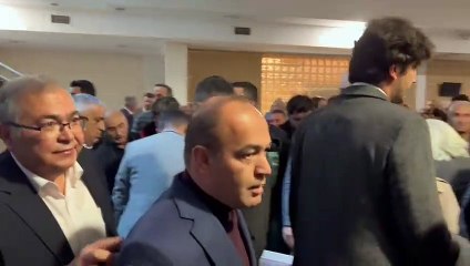 İmamoğlu yargılanıyor: Duruşma salonu önünde izdiham