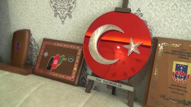 Sgk, Mahkeme Kararıyla Gazilik Unvanı Alan Osmaniyeli Uzman Çavuşun Evine İcra Gönderip Verdiği Maaşları Geri İstedi