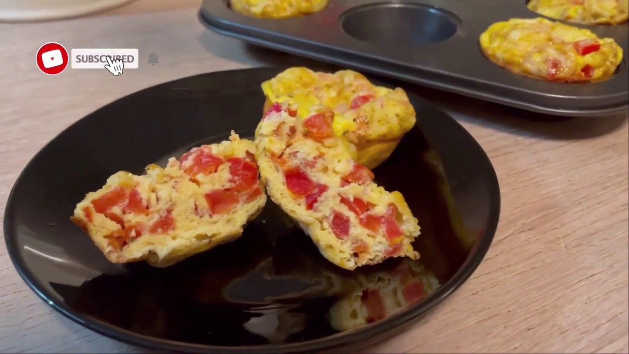 Easy Fluffy Egg Muffins in 5 minutes / Muffins Ομελέτας σε 5 λεπτά