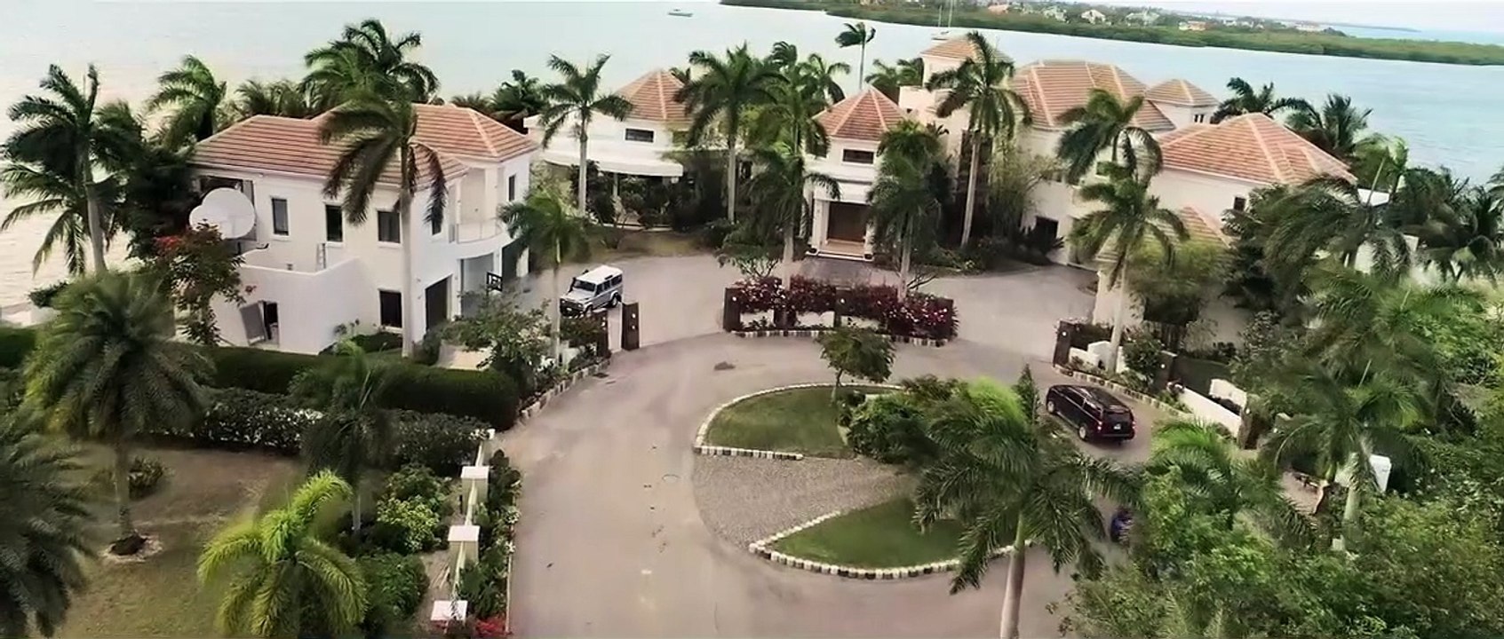 Daniel's Gotta Die Trailer OV