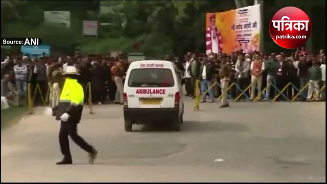 गुजरात के बाद आज हिमाचल में प्रधानमंत्री मोदी ने एंबुलेंस को रास्ता देने के लिए रोका काफिला; देखें वीडियो