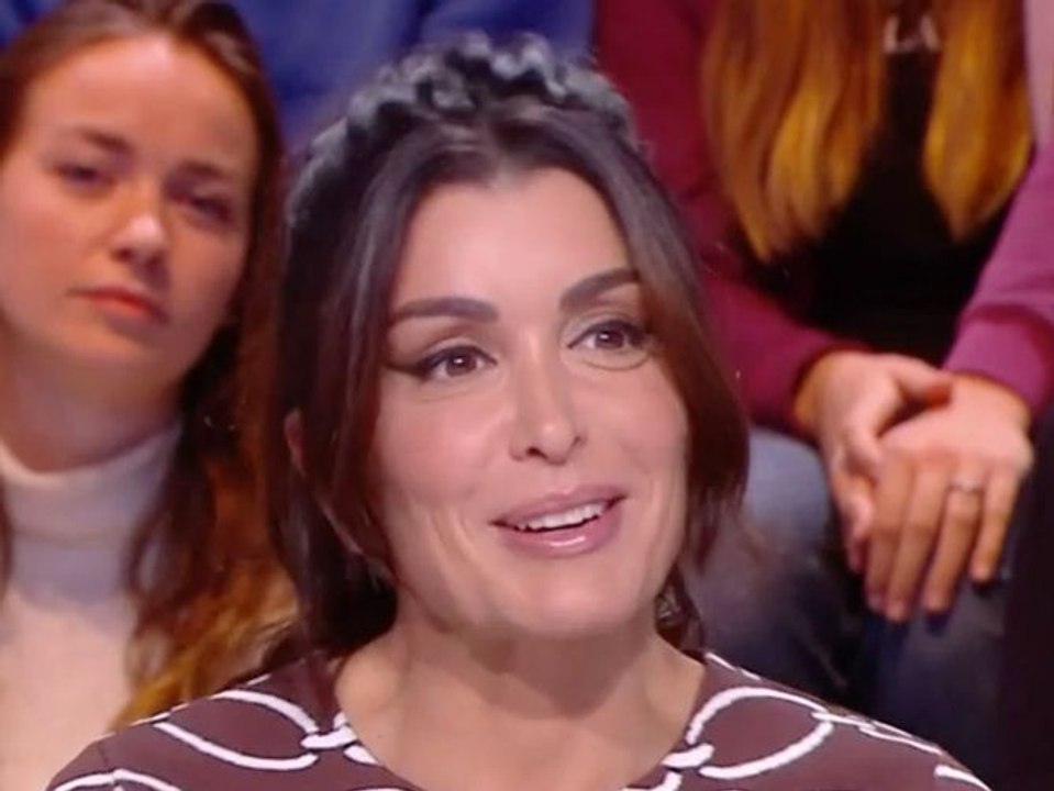 "C'est difficile d'en parler tellement ça m'émeut" : Jenifer se confie sur ce titre qu'elle a du mal à chanter