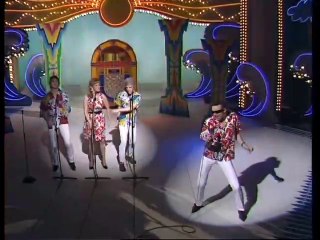 Summertime Special (1981) - S02E07 - Lulu / Max Bygraves / Michael Barrymore / Joe Longthorne / Rocky Sharpe and the Replays