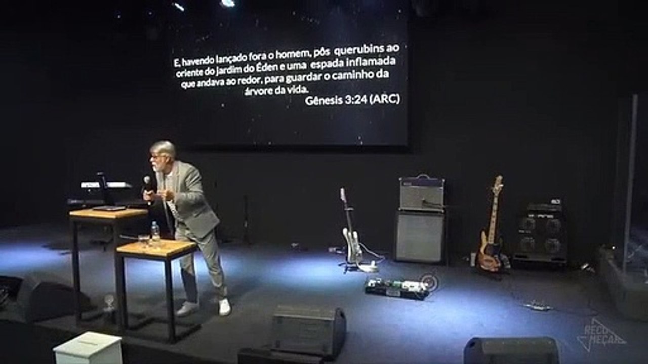 Evangélicos se preocupam com fala de petista sobre igrejas