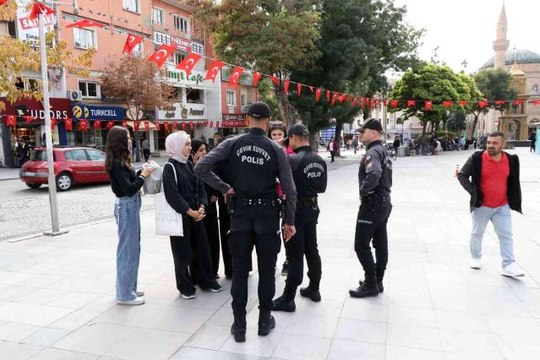 Aksaray'da Çevik Kuvvet ekiplerinden huzur denetimi