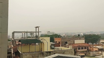 Humo en la ciudad de San Salvador de Jujuy