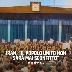 Iran: gli studenti intonano "Il popolo unito non sarà mai sconfitto"