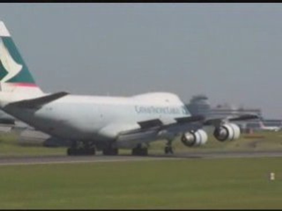 Seitenwindlandung cathay