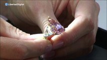 Se subasta en Suiza uno de los diamantes rosas más grandes del mundo