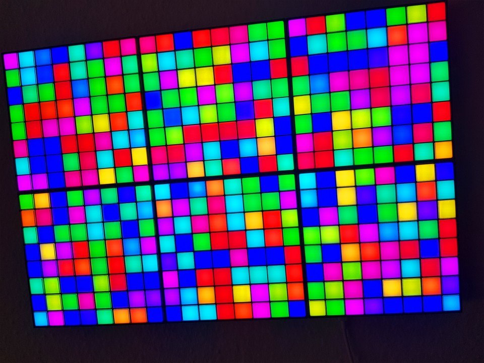 Die schönste Erweiterung für euer Home Office - Twinkly Squares in Aktion