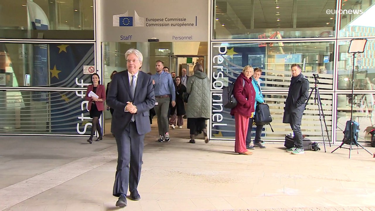 Brüssel behandelt EU-Schuldenstaaten mit Zuckerbrot und Peitsche
