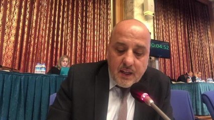 Ahmet Şık'tan Bakan Kurum'a: "Bir Tarafta 'Deprem Var' Diye Yoksul Vatandaşı Evinden Atıp Öte Yandan Kaçak Binlerce Binaya Ölüm Affı Çıkarmak Size...