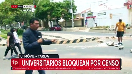 Universitarios de Tarija instalan más puntos de bloqueo en su tercer día de paro