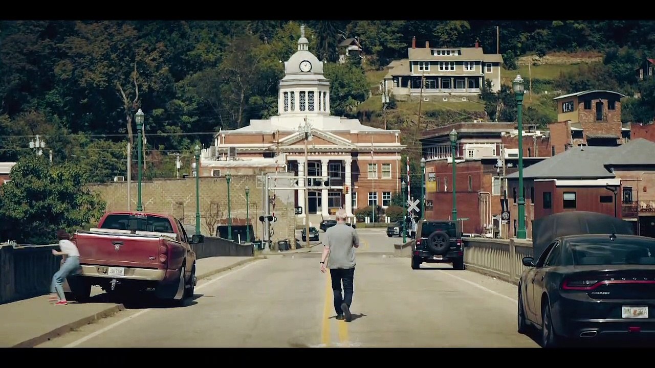 The Peripheral Exclusive S01 Clip - 'The Bridge'