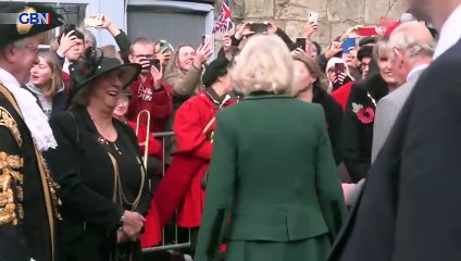 Kral Charles'a 'köle kanı' tepkisi! Yumurta fırlatıldı