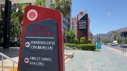 Alanya'da yeni doğmuş bebeğin pencereden atılmasıyla ilgili 3 şüpheli tutuklandı