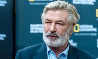 في مفاجأة مدوية أليك بلدوين يكشف أنه لم يضغط على زناد المسدس أثناء تصوير فيلم راست