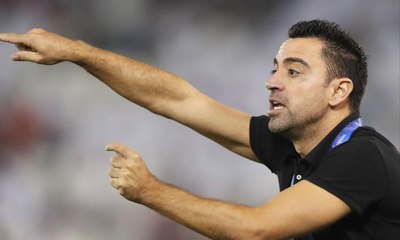 تغييرات في الطاقم الفني لنادي "برشلونة" بعد عودة تشافي