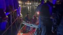 KIRKLARELİ - İğneada açıklarında patlama nedeniyle hasar gören balıkçı gemisi limana getirildi (2)