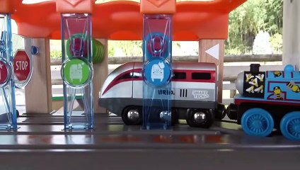 Thomas & Brio Wooden Railway ☆ Roundhouse & Station Original