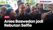 Anies Baswedan jadi Rebutan Swafoto Kader di HUT ke-11 NasDem