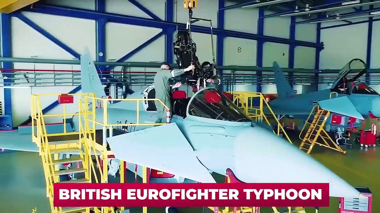 France Shocked The World With Its New Gigantic Nuclear Supercarrier