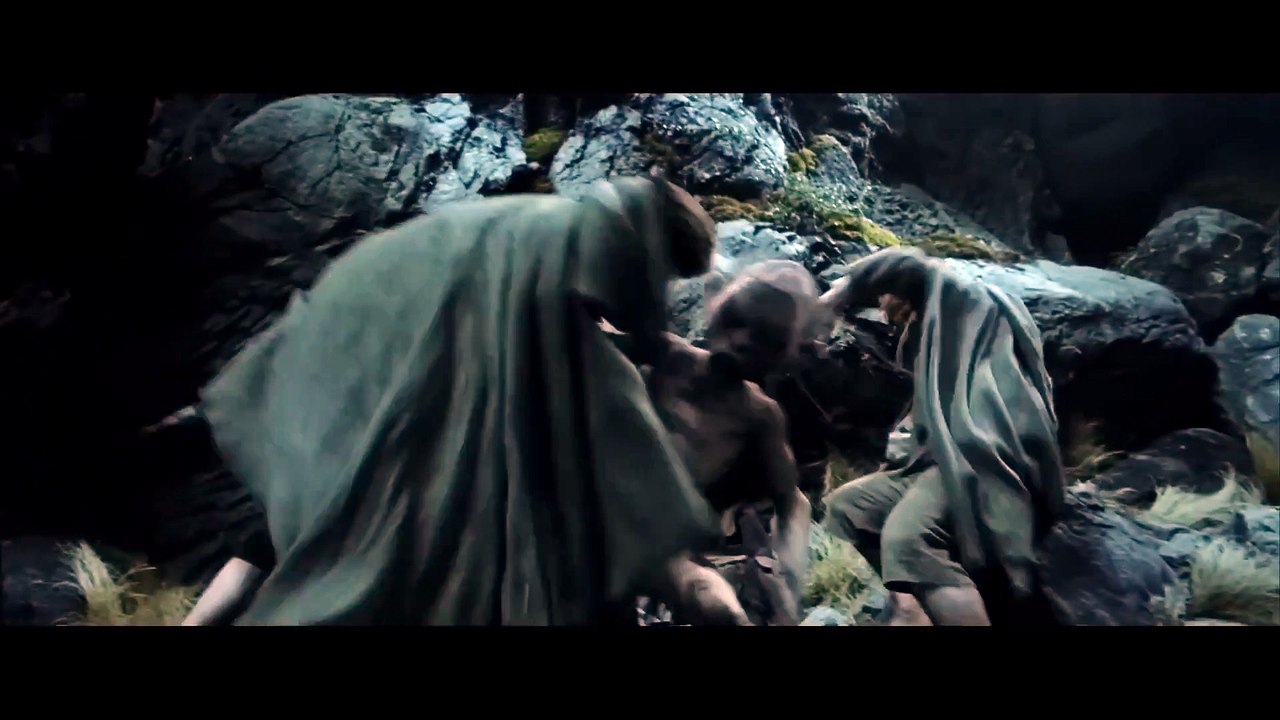 Lord of the Rings - The Two Towers (2002) - Gollum Attacks Frodo & Sam ...