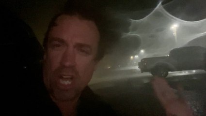 Nicole's eyewall approaches eastern Florida