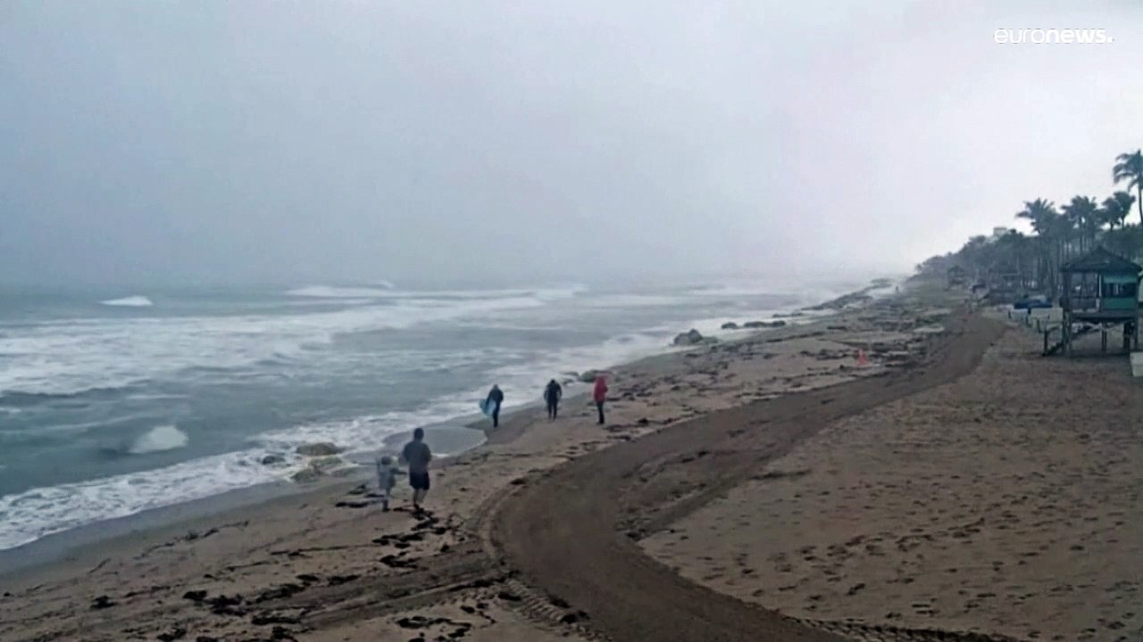 Hurrikan Nicole trifft Florida - auch Trump-Villa evakuiert