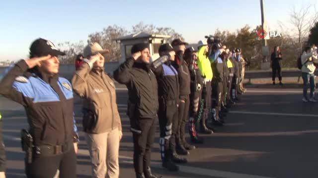 15 Temmuz Şehitler Köprüsü'nde Atatürk'e saygı duruşu