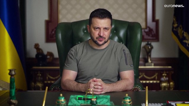 Ukraine war: Kyiv sceptical over Russia's Kherson withdrawal claims