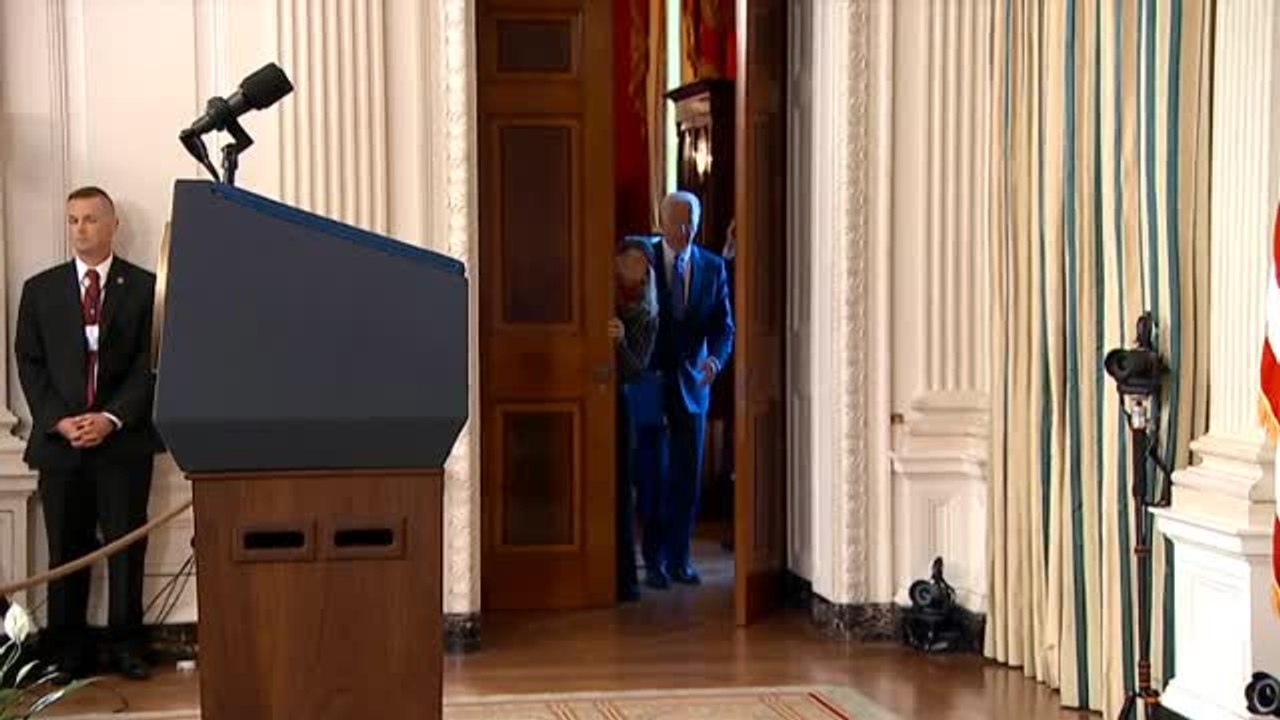 Continúa el recuento de papeletas en las elecciones de mitad de mandato en EEUU