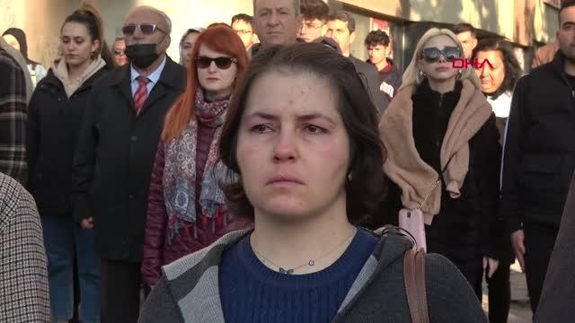 KONYA'DA 10 KASIM ATATÜRK'Ü ANMA TÖRENİNDE VATANDAŞLAR GÖZYAŞLARINI TUTAMADI