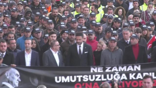 Ulu Önder Mustafa Kemal Atatürk, Dolmabahçe'de Anıldı